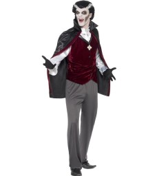 Vampire Costume3